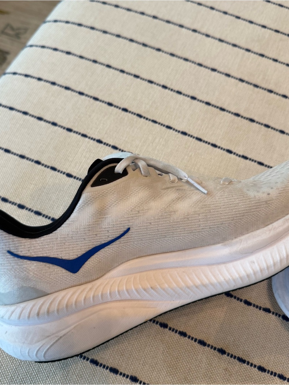 Men’s Mach 6 Hoka White Sneakers with Blue Logo - Picture 5 of 7